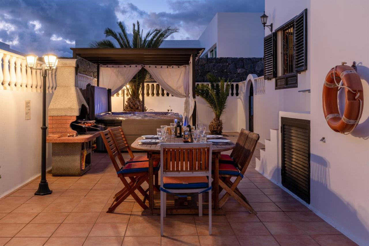 Villa Carolina Tías Exteriér fotografie